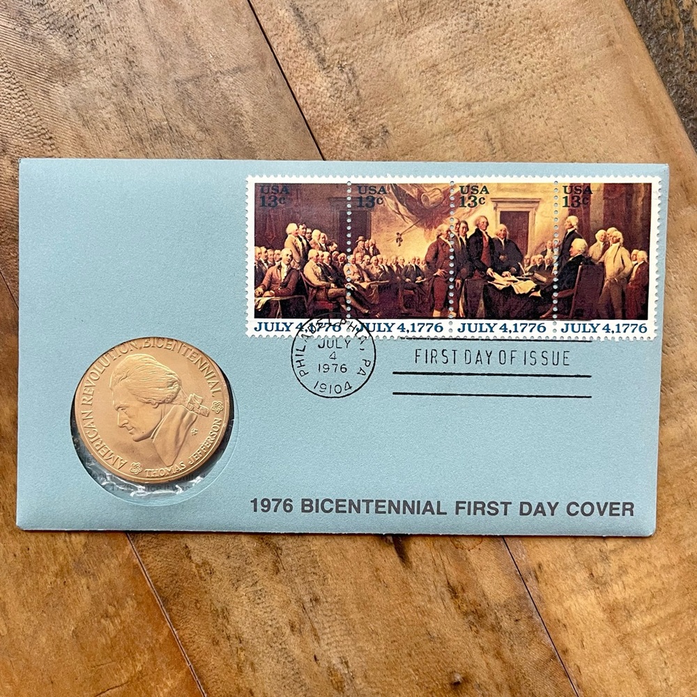 1976 American Revolution Bicentennial Commemorative Medal and Stamps